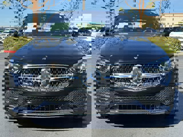 Used 2025 Mercedes-Benz C 300 Sedan image 3