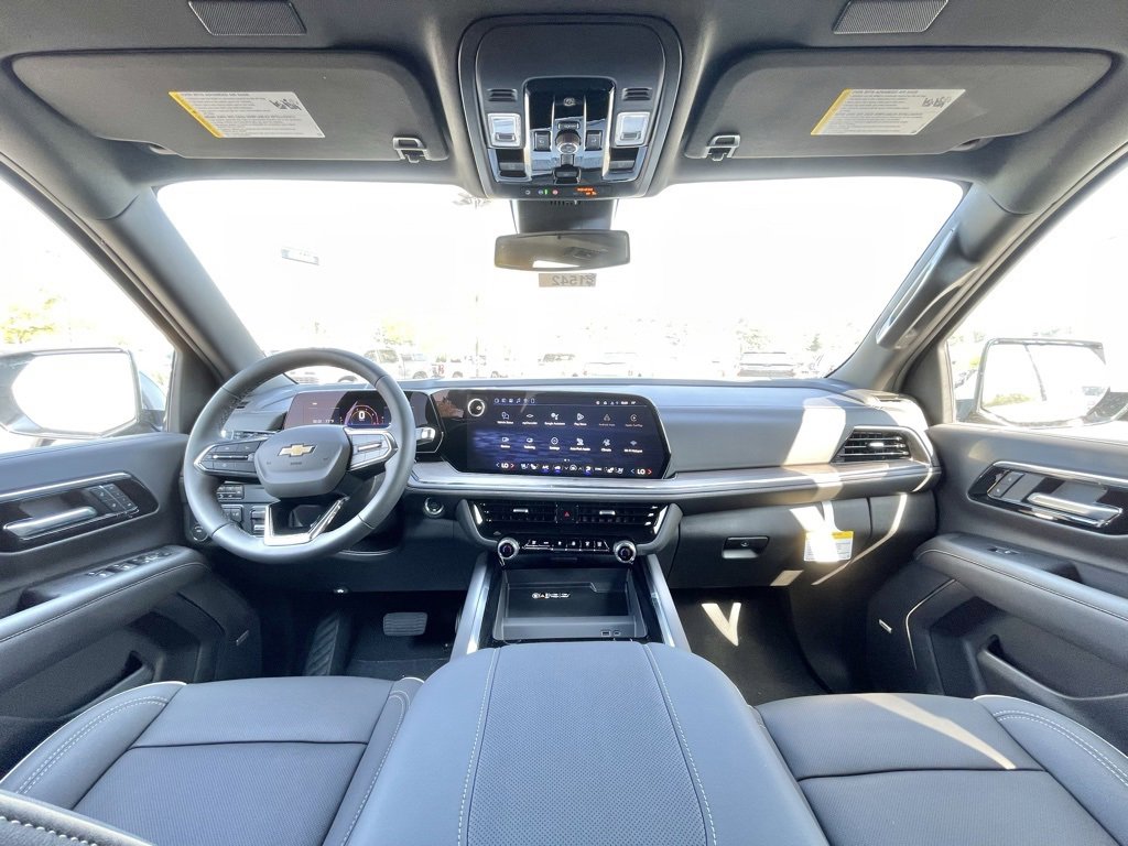 New 2026 Chevrolet Suburban Premier w/ Sun And Tow Package image 29