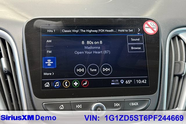 Used 2023 Chevrolet Malibu LT FWD image 35