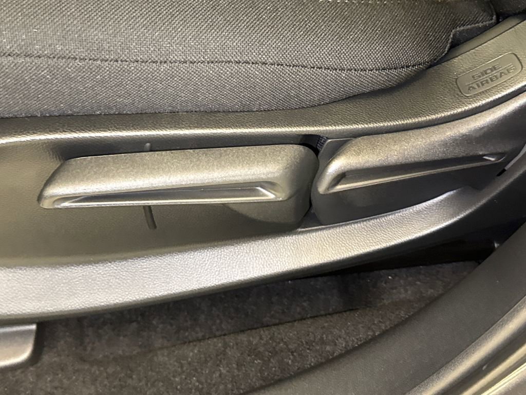 New 2026 Honda HR-V LX image 22