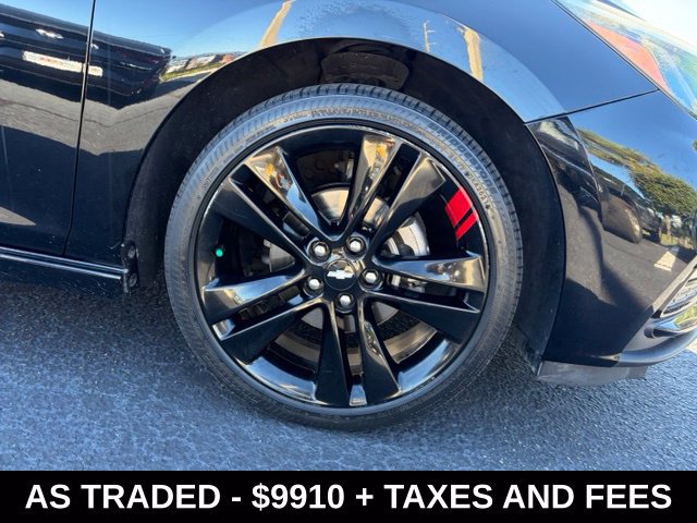 Used 2018 Chevrolet Cruze LT w/ Redline Edition FWD image 8