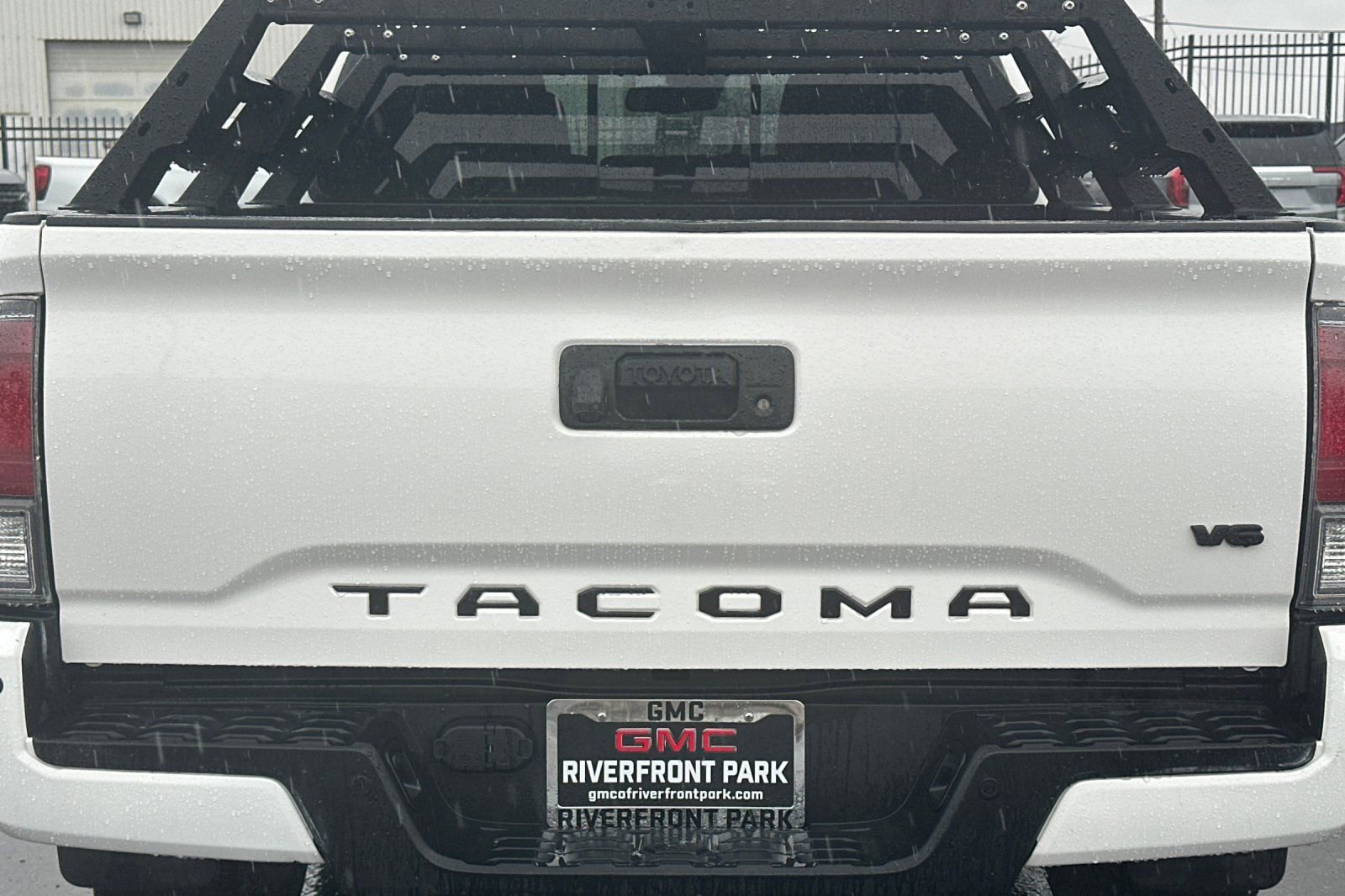 Used 2021 Toyota Tacoma TRD Off-Road w/ Technology Package image 43