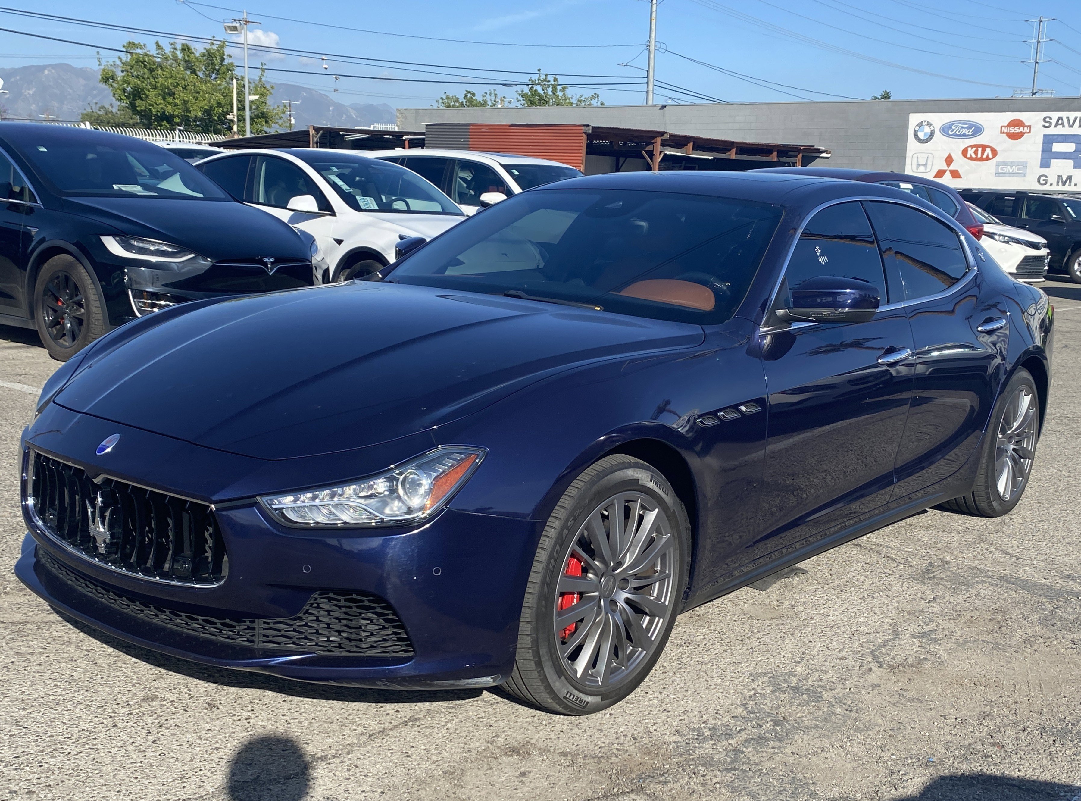 Used 2017 Maserati Ghibli RWD image 2