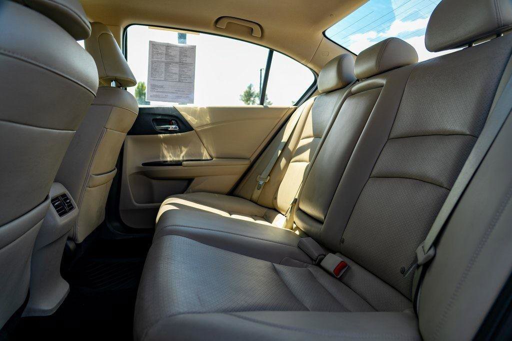 Used 2015 Honda Accord EX-L image 25