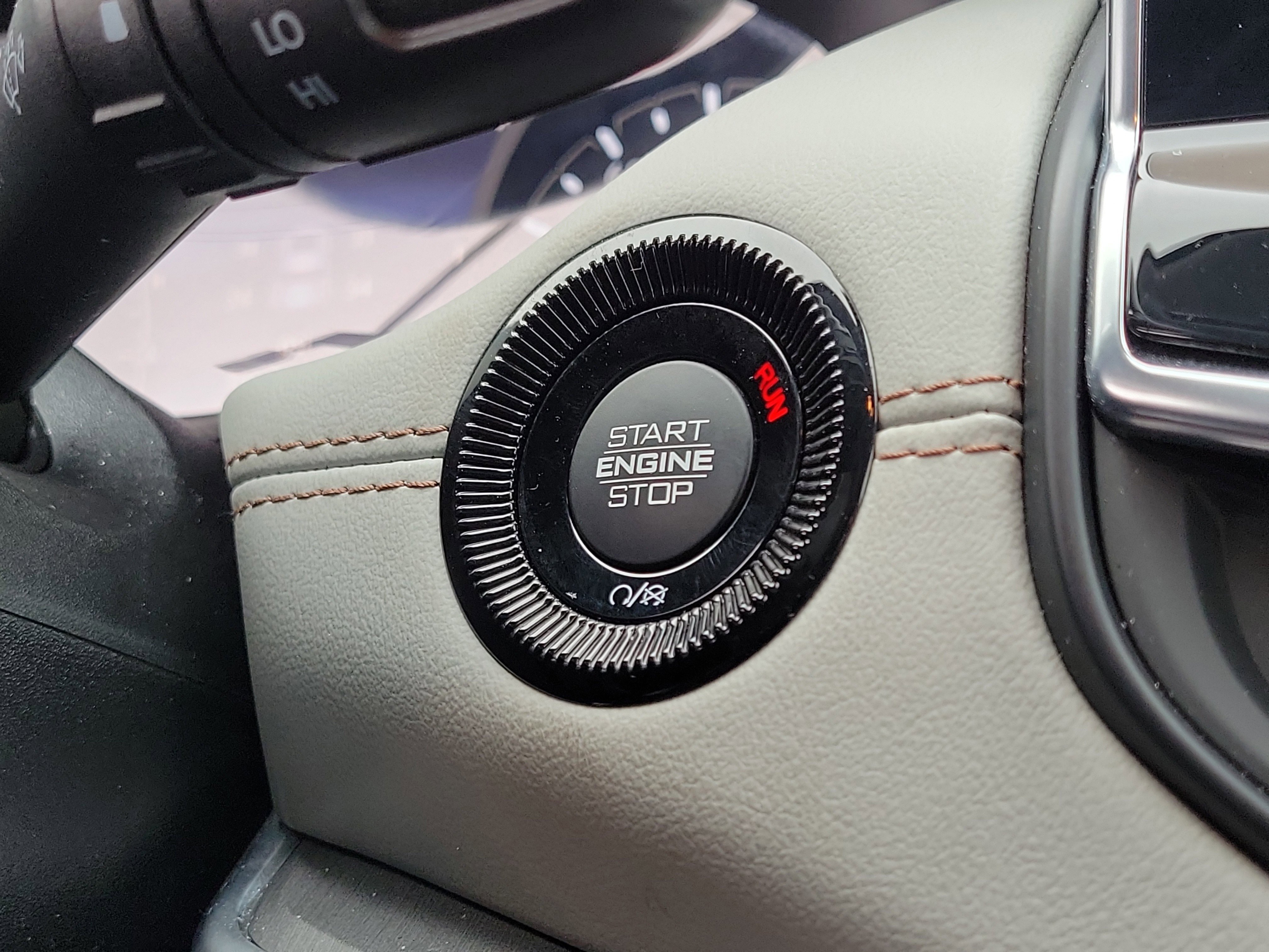 Used 2022 Jeep Compass Limited image 28