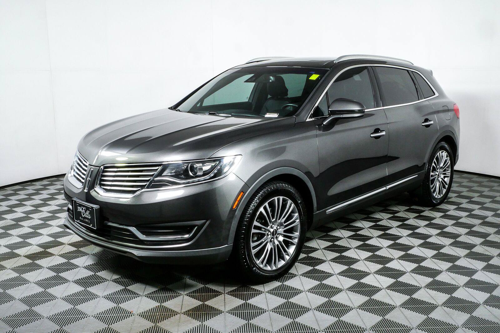 Used 2018 Lincoln MKX Reserve w/ Lincoln MKX Climate Package FWD image 27