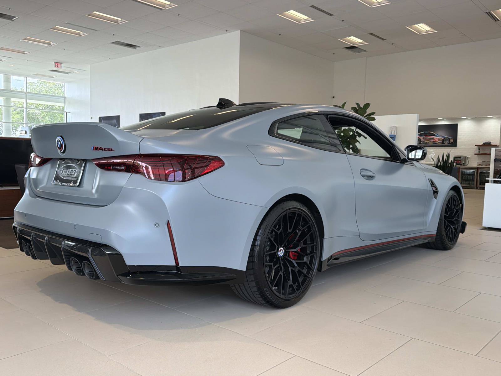 Used 2023 BMW M4 CSL RWD image 4