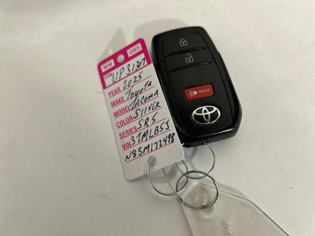 Used 2025 Toyota Tacoma SR5 AWD/4WD image 30
