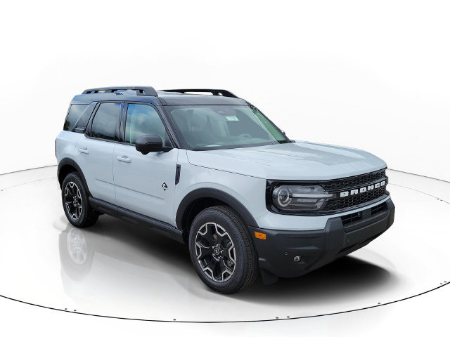 New 2026 Ford Bronco Sport Outer Banks w/ Outer Banks Tech Package+ AWD/4WD image 2