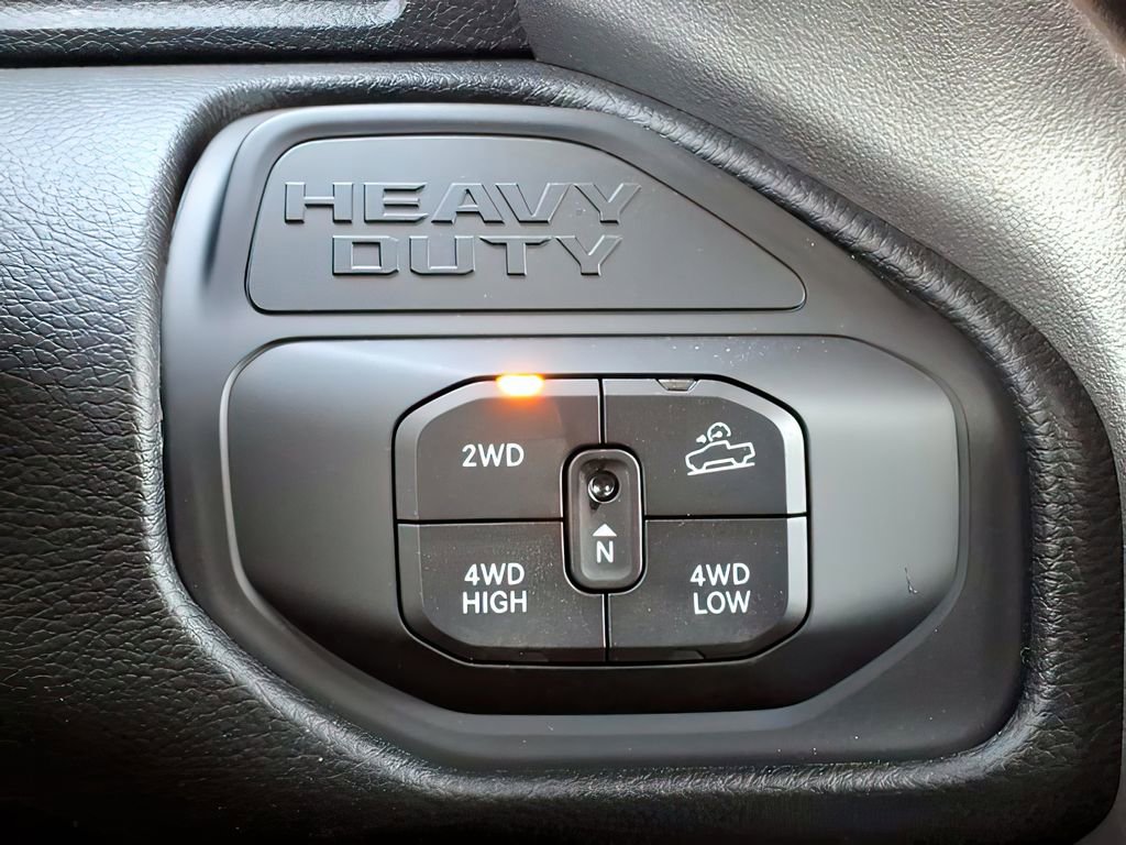 New 2026 RAM 2500 Big Horn AWD/4WD image 11
