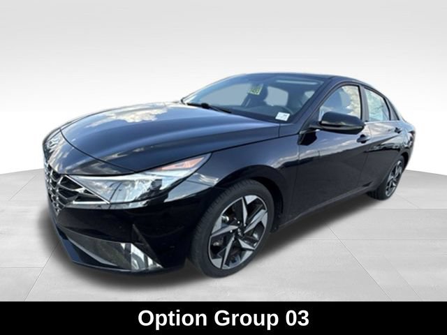 Used 2021 Hyundai Elantra SEL w/ Convenience + Premium Package FWD image 4