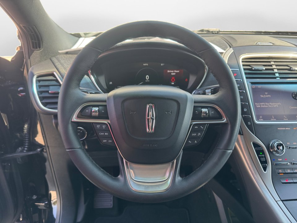 Used 2020 Lincoln Nautilus FWD image 13