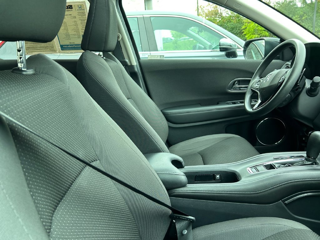 Used 2021 Honda HR-V EX image 30
