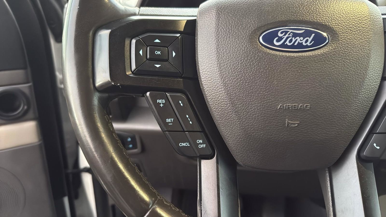 Certified 2020 Ford Expedition Limited w/ Equipment Group 301A image 17