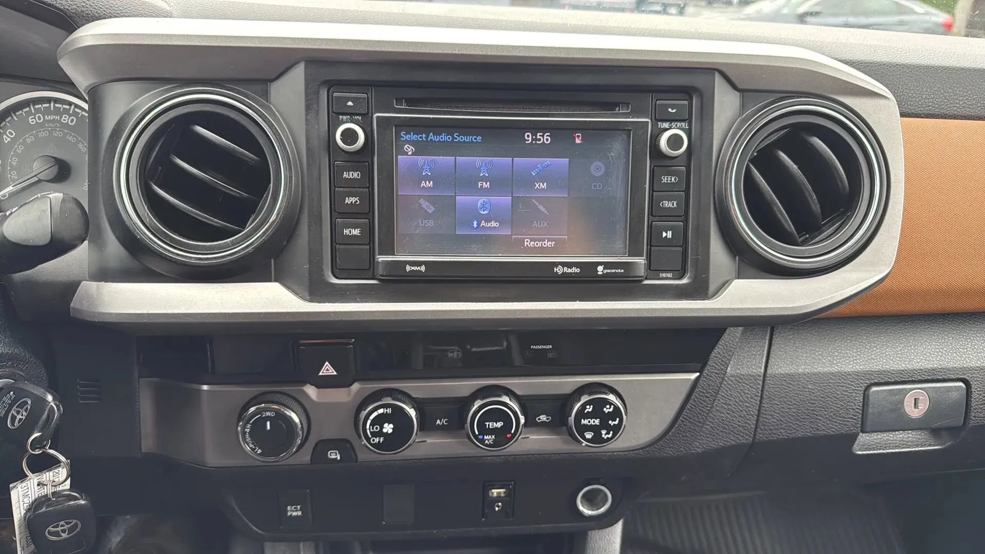 Used 2017 Toyota Tacoma SR5 image 19