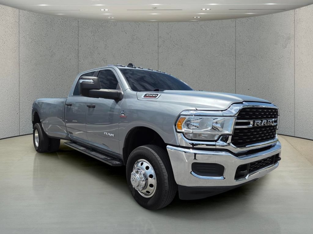 Used 2023 RAM 3500 Big Horn w/ Protection Group AWD/4WD image 13