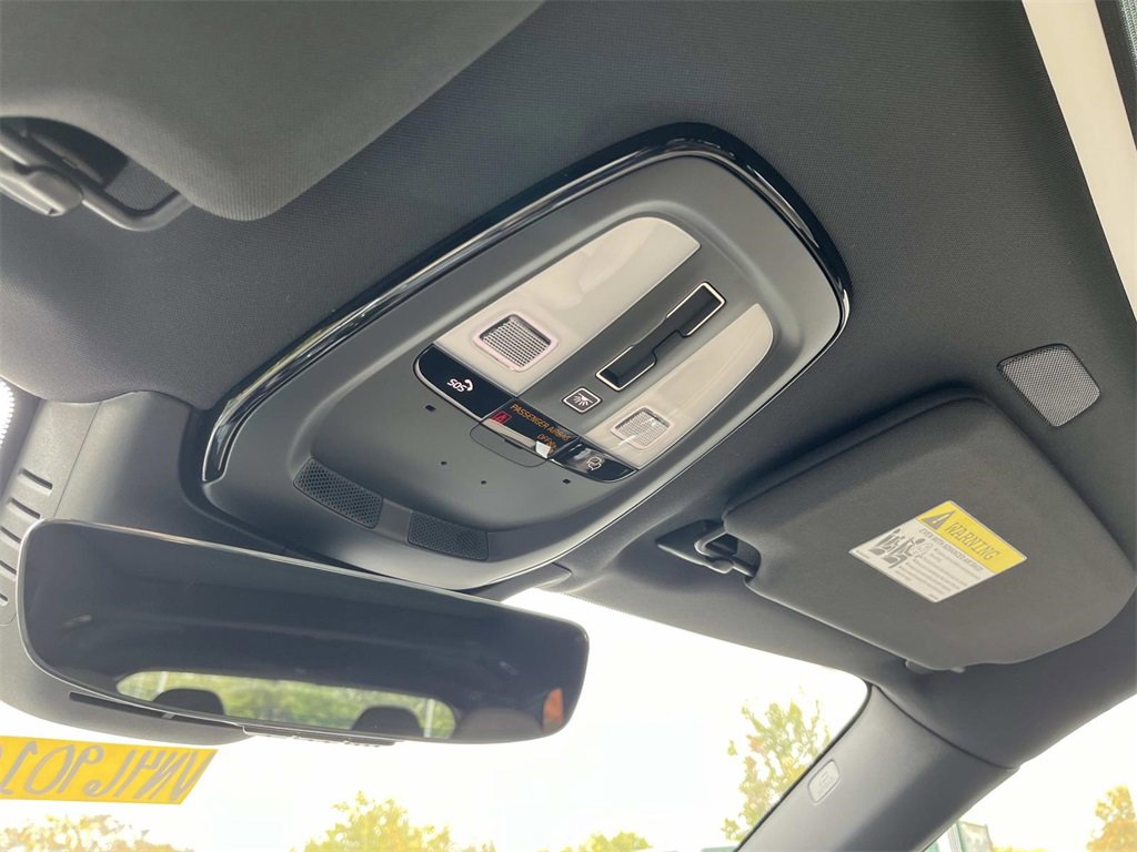 New 2026 Volvo XC90 B6 Ultra image 32