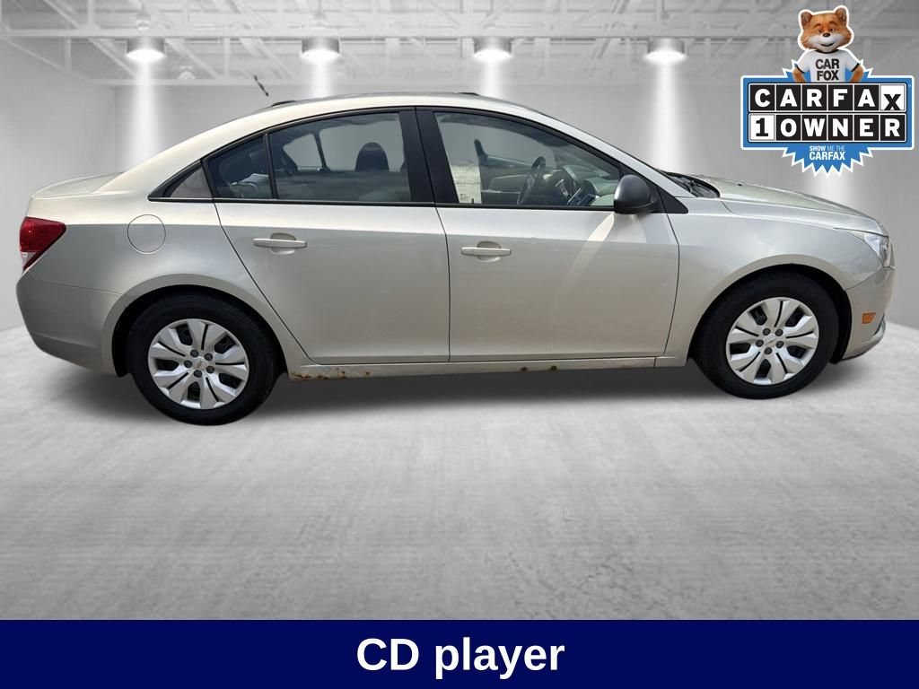 Used 2014 Chevrolet Cruze LS FWD image 8
