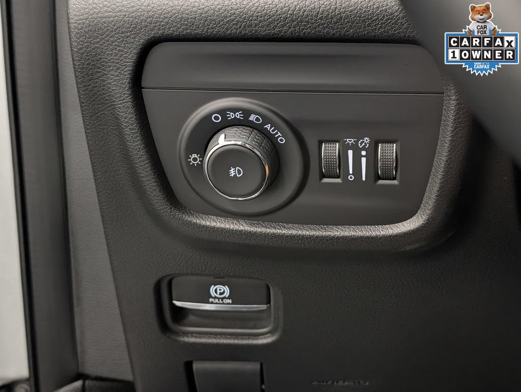 Used 2025 Jeep Grand Cherokee Summit w/ Adv Protech Group IV AWD/4WD image 21