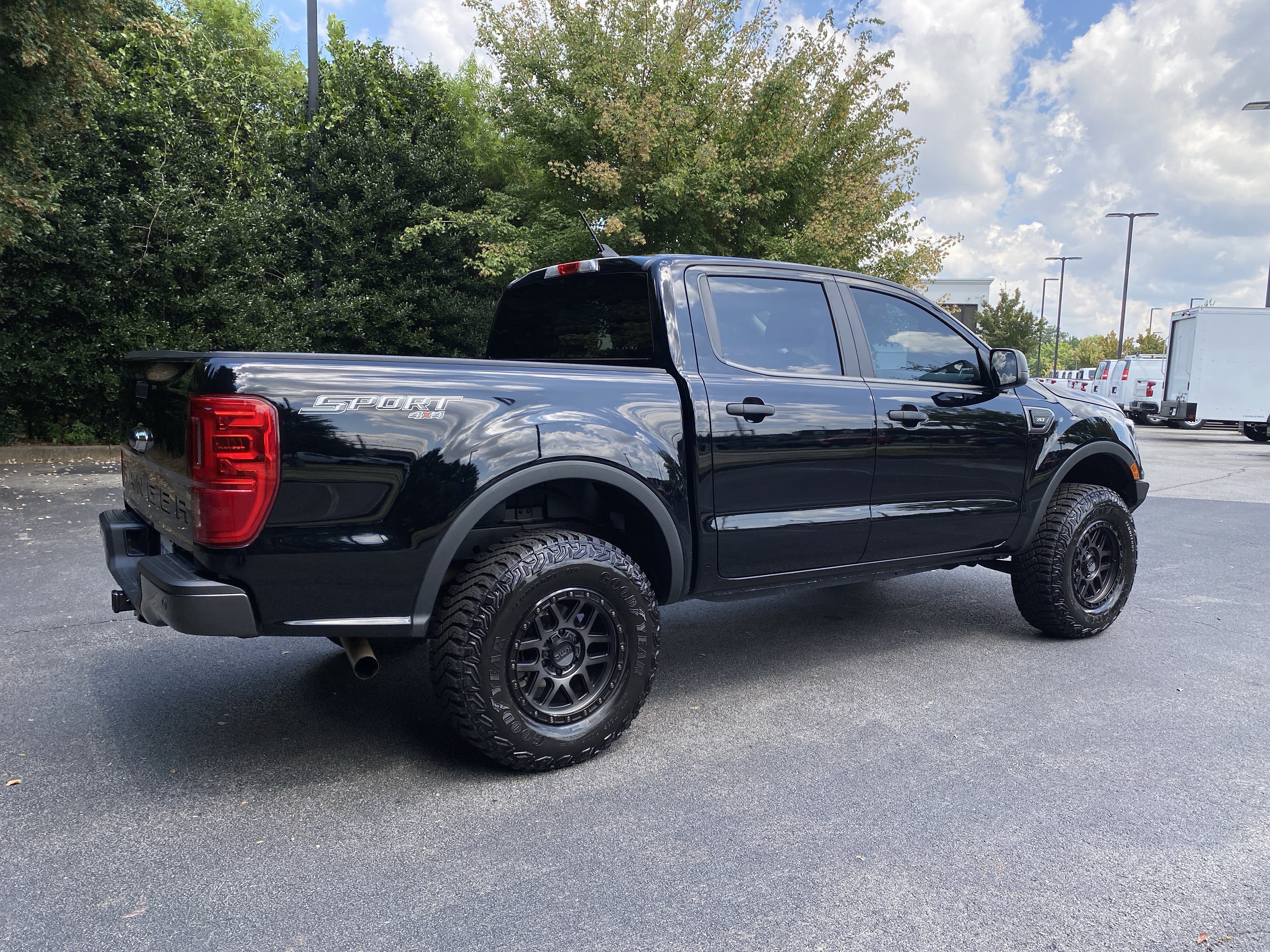 Used 2022 Ford Ranger XLT w/ Equipment Group 301A Mid AWD/4WD image 9