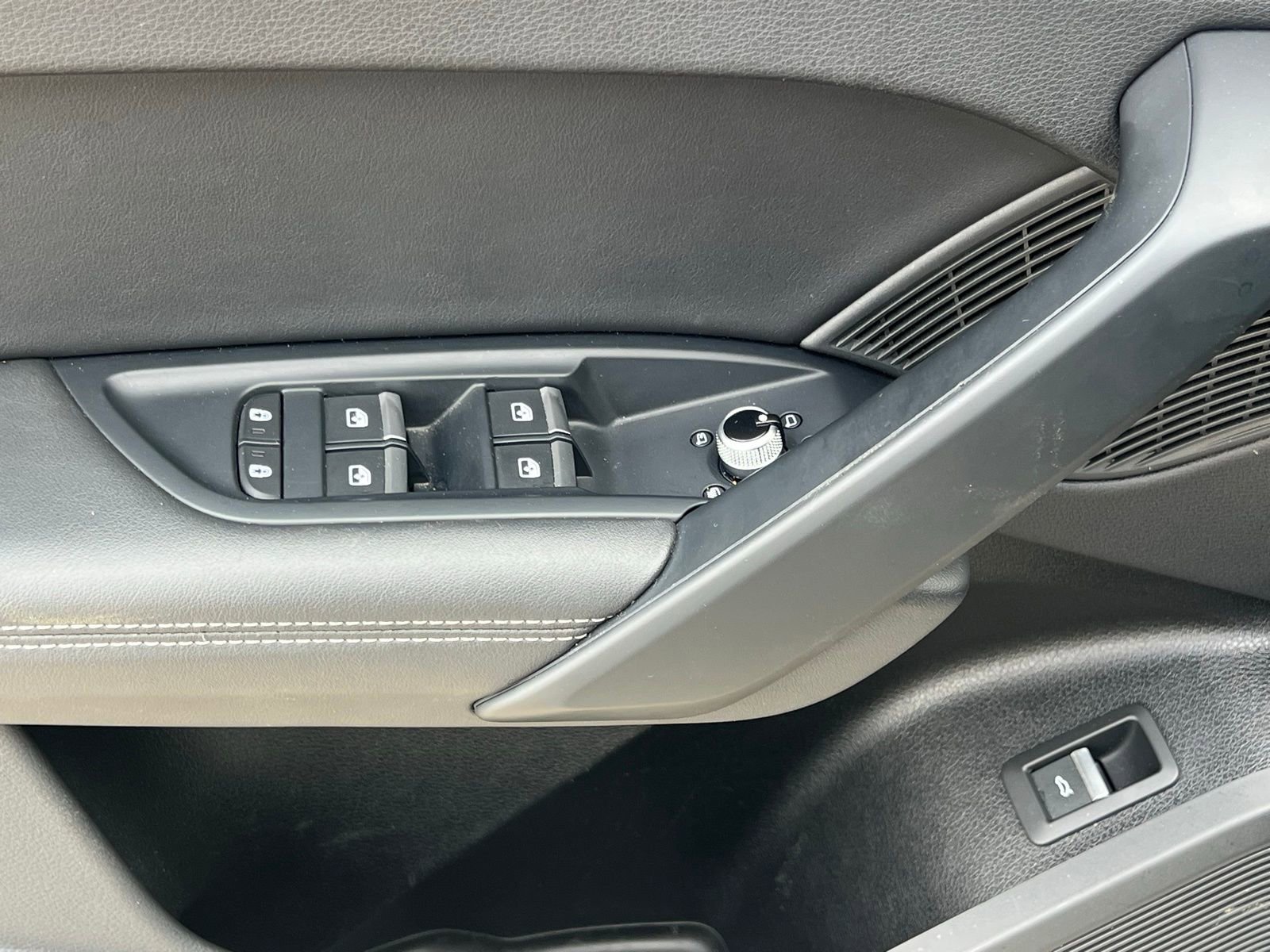 Used 2023 Audi Q5 2.0T Premium Plus image 26