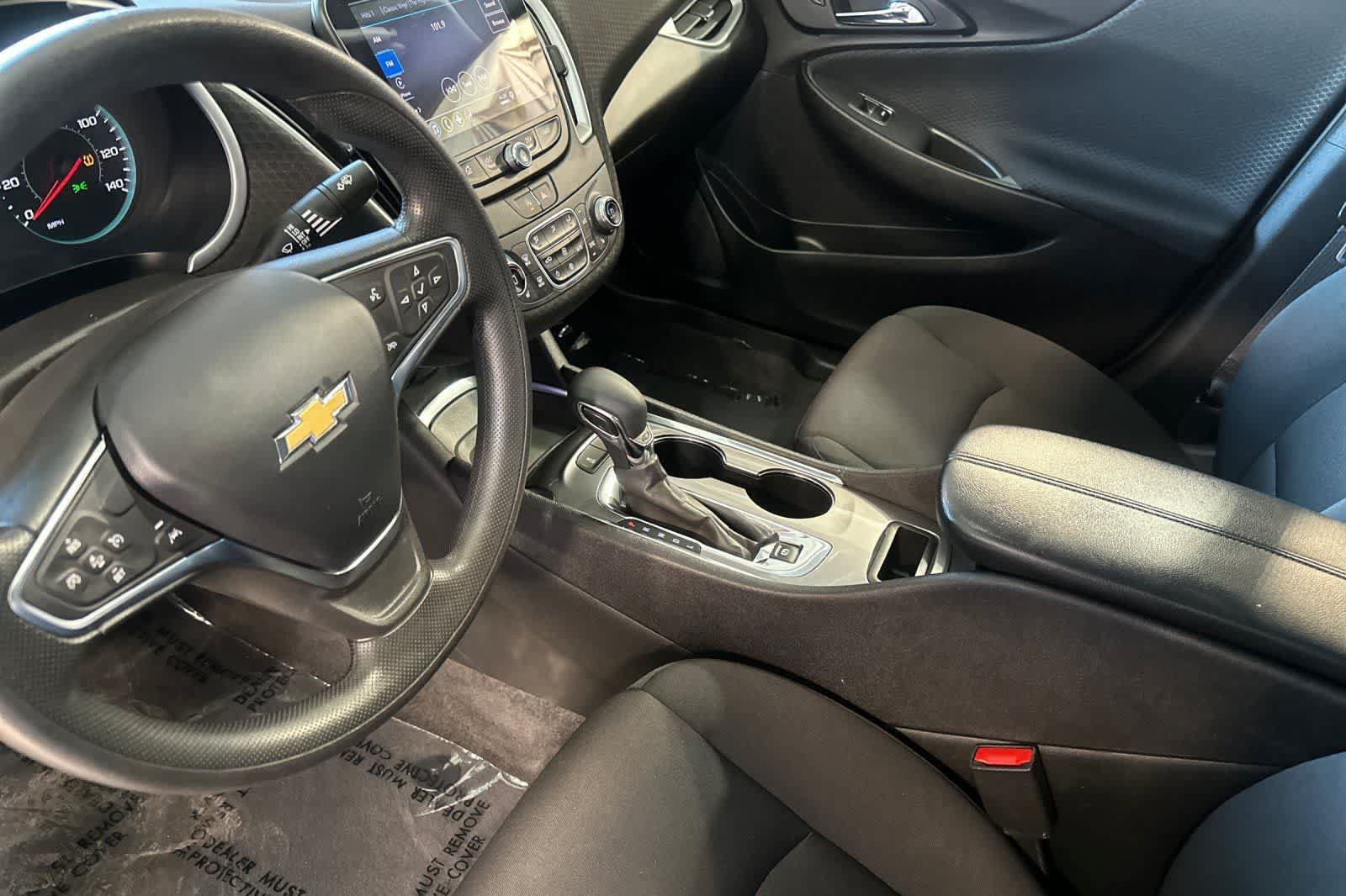 Used 2024 Chevrolet Malibu LT FWD image 12