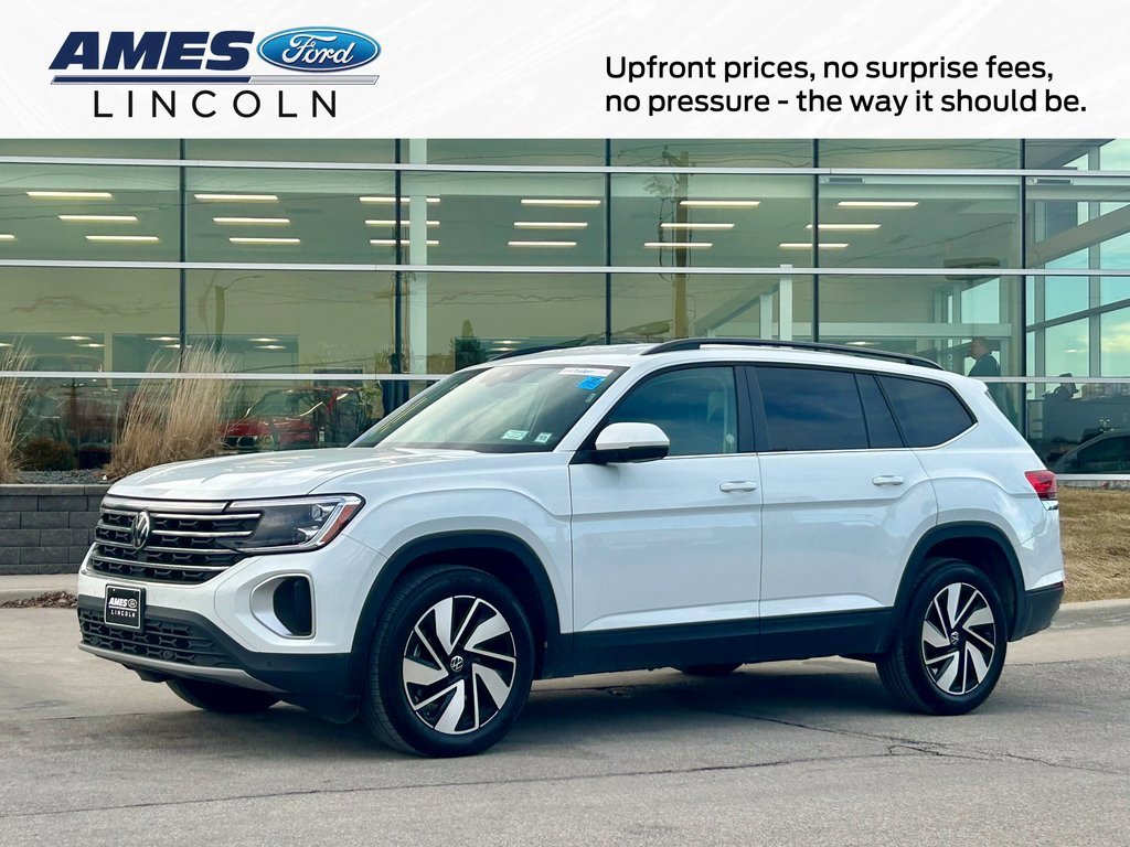 Used 2025 Volkswagen Atlas SE image 1