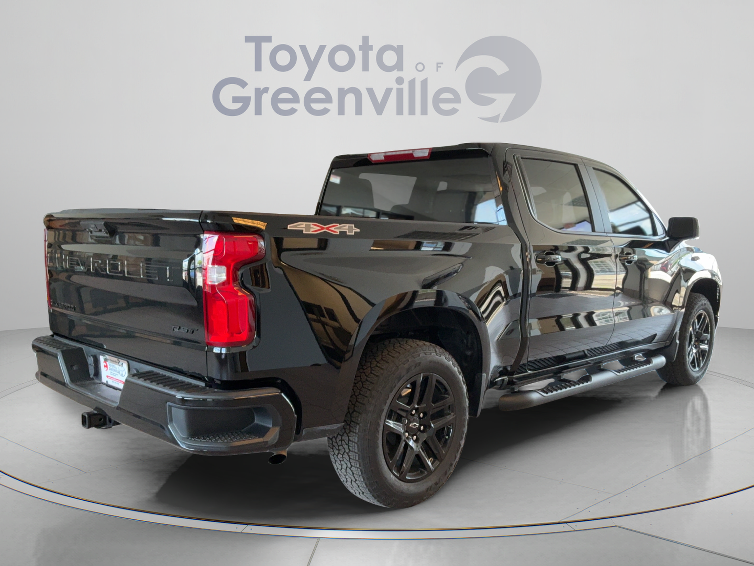 Used 2026 Chevrolet Silverado 1500 RST w/ RST Select Package AWD/4WD image 5