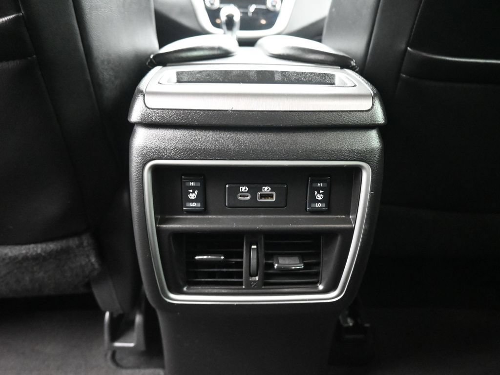 Used 2019 Nissan Murano SL w/ Cargo Package FWD image 34
