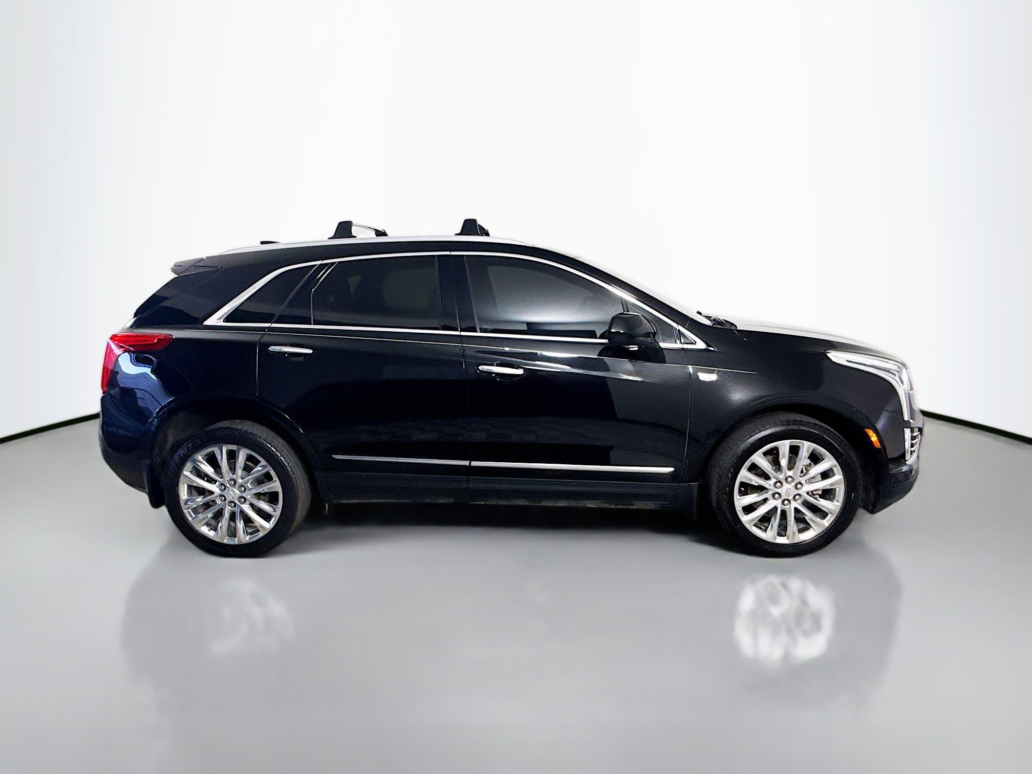 Used 2017 Cadillac XT5 Platinum image 11