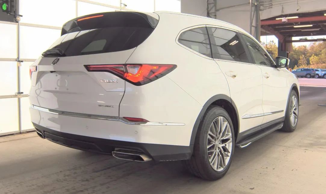 Used 2022 Acura MDX SH-AWD w/ Advance Package image 6
