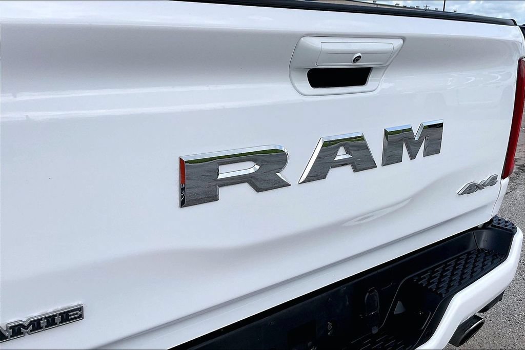 Used 2025 RAM 1500 Laramie w/ Sport Appearance Package AWD/4WD image 27