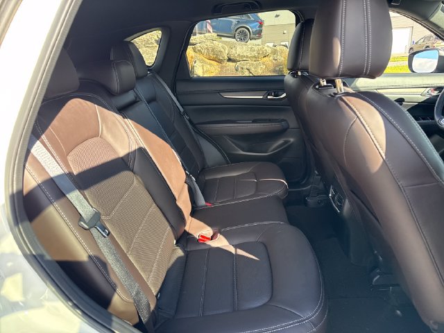Certified 2024 MAZDA CX-5 Signature AWD/4WD image 12