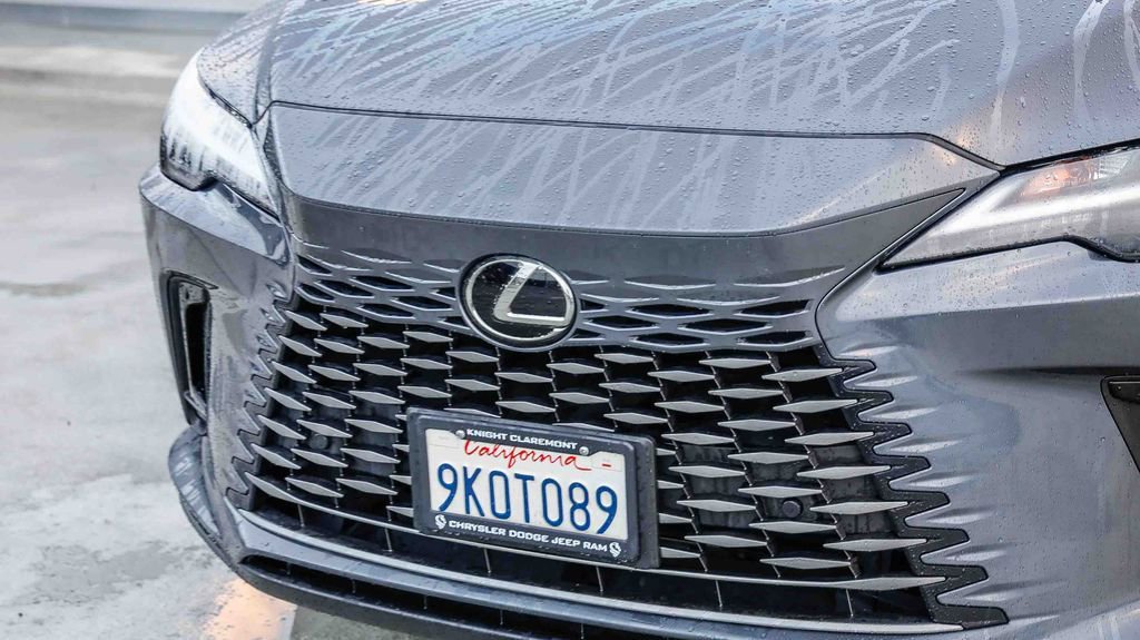 Used 2024 Lexus RX 350h w/ Kick Sensor & Tow Package image 6