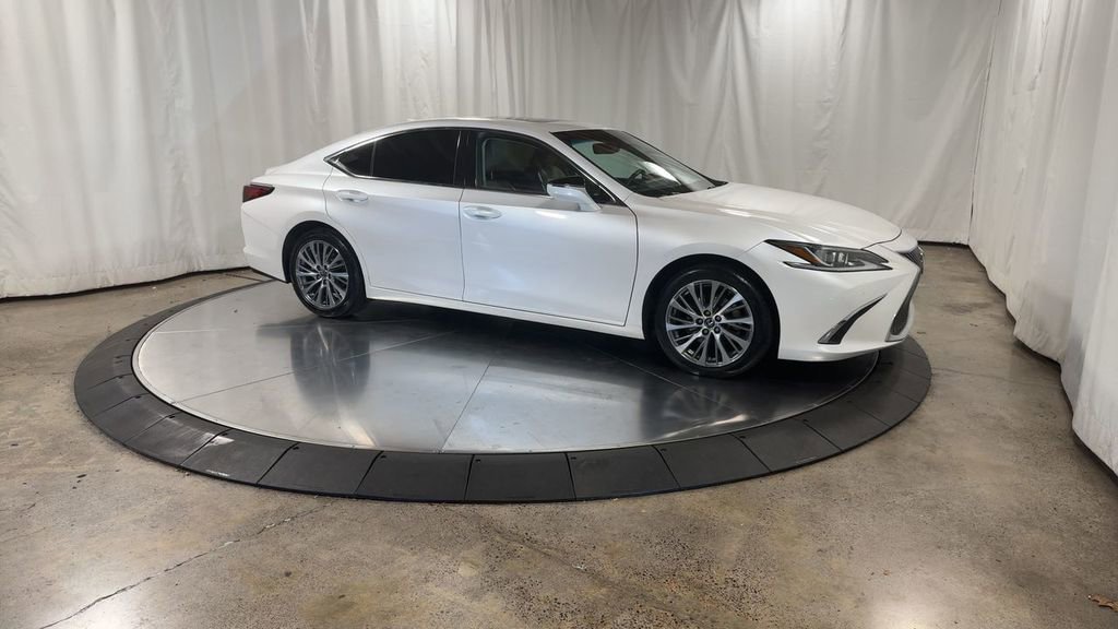 Used 2019 Lexus ES 350 w/ Premium Package image 3