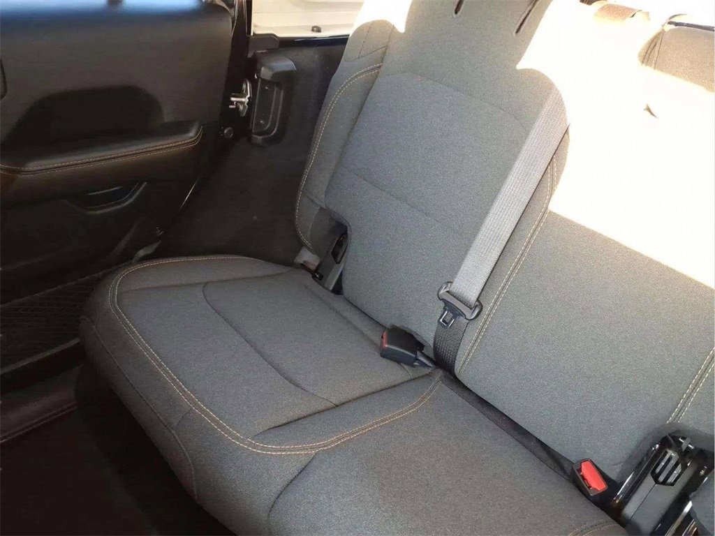 Used 2025 Jeep Wrangler Sahara image 18