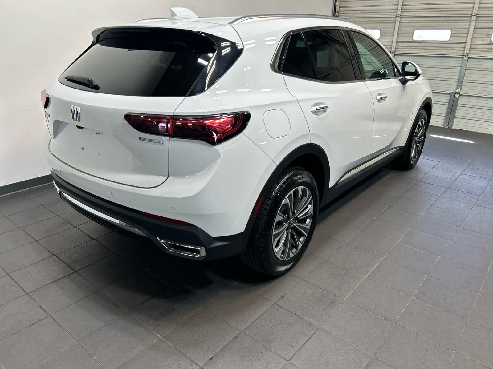 Used 2025 Buick Envision Preferred image 3