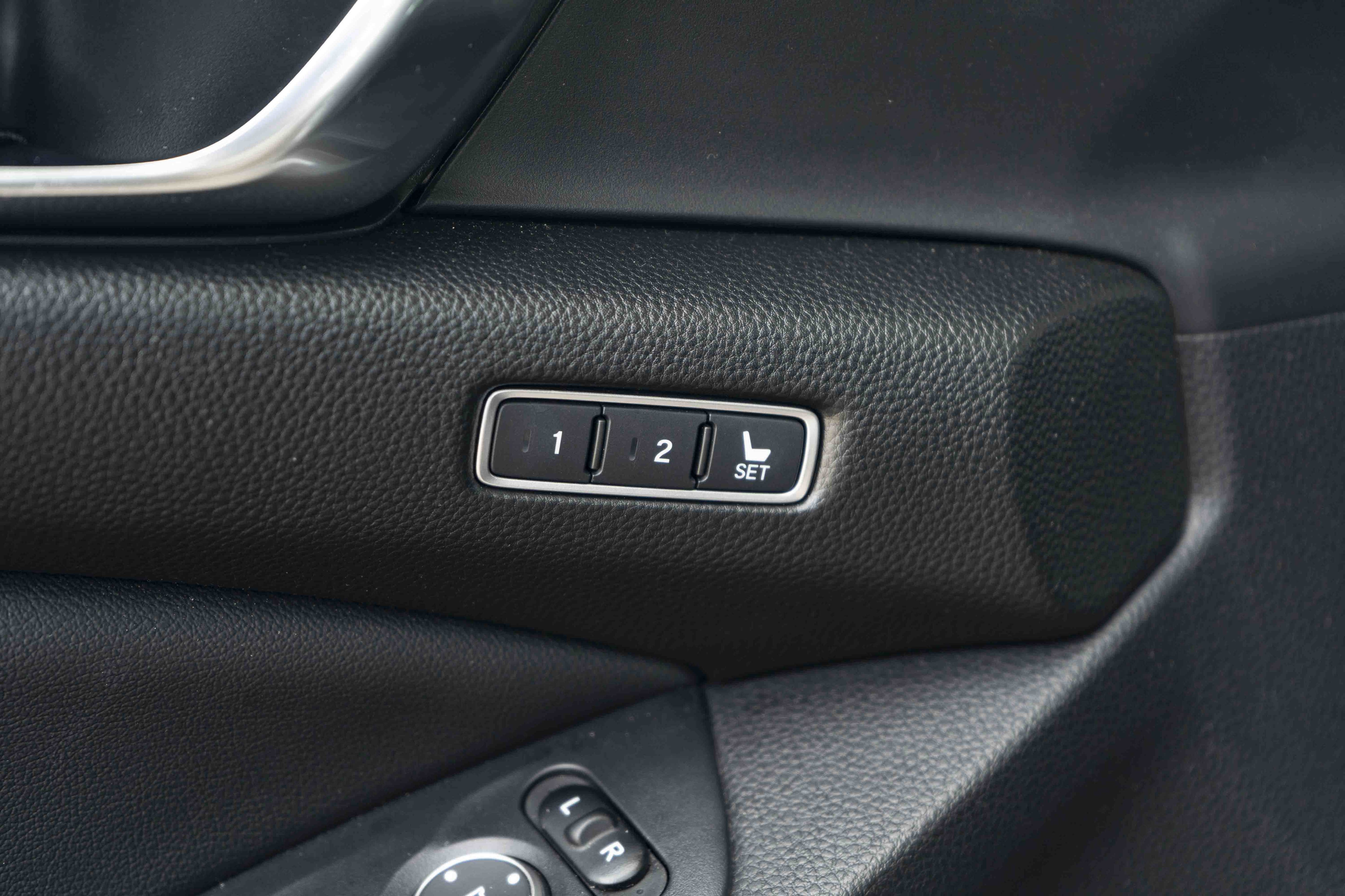 Used 2021 Honda Accord EX-L image 39