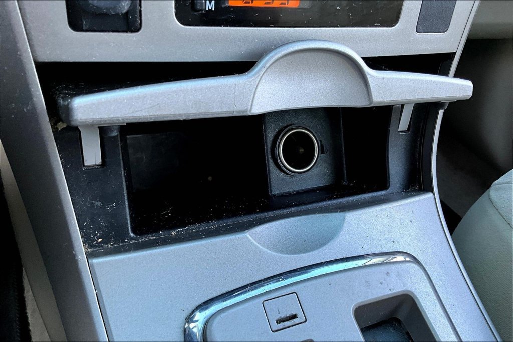 Used 2011 Toyota Corolla LE FWD image 16
