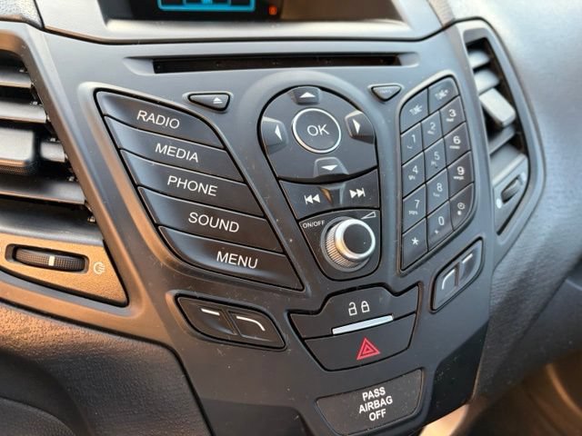 Used 2016 Ford Fiesta SE w/ Cold Weather Package FWD image 22