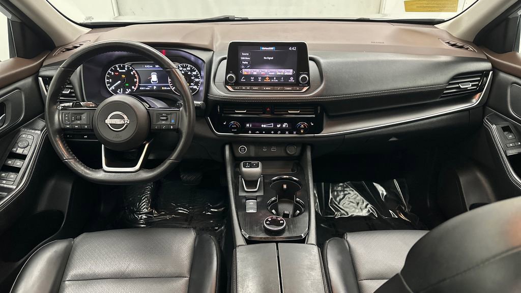 Certified 2023 Nissan Rogue SV w/ SV Premium Package image 27