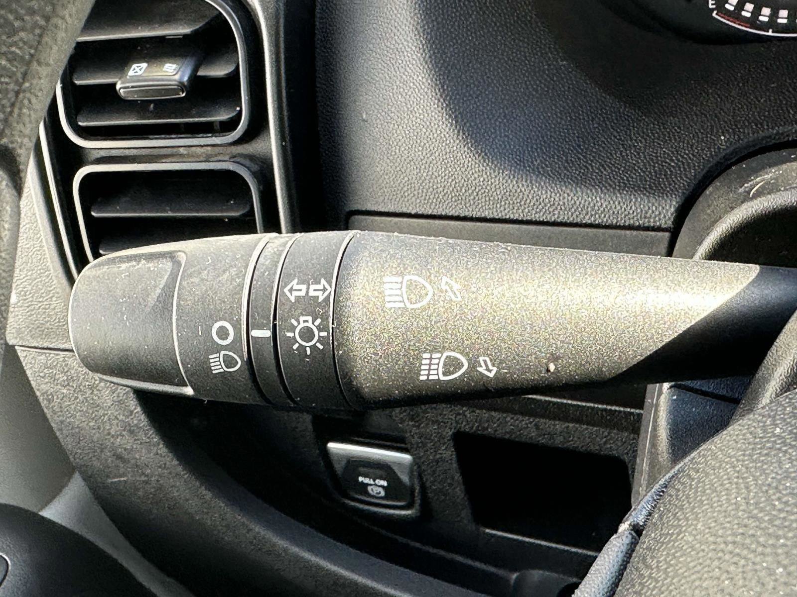 Used 2022 RAM ProMaster 2500 FWD image 16