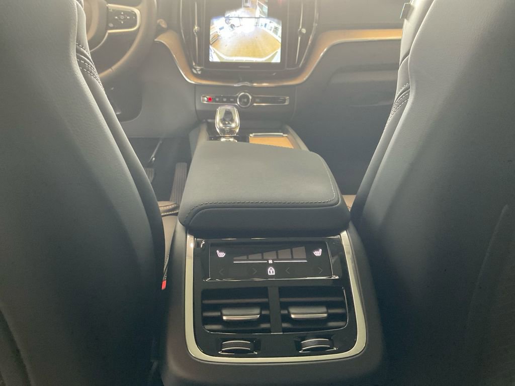 New 2026 Volvo XC60 B5 Ultra w/ Protection Package Premier image 29