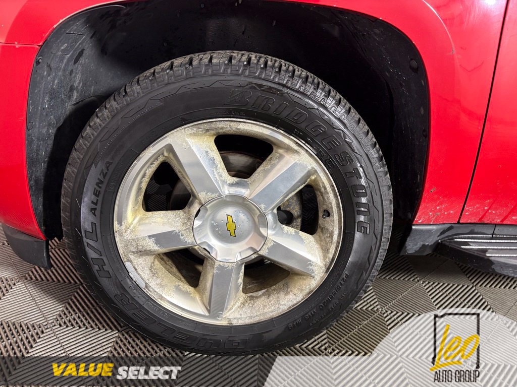 Used 2010 Chevrolet Avalanche LT w/ Luxury Package AWD/4WD image 28