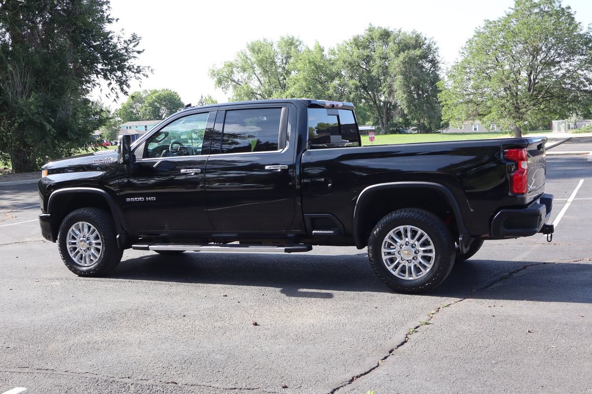 Used 2022 Chevrolet Silverado 3500 High Country w/ Safety Package II AWD/4WD image 8