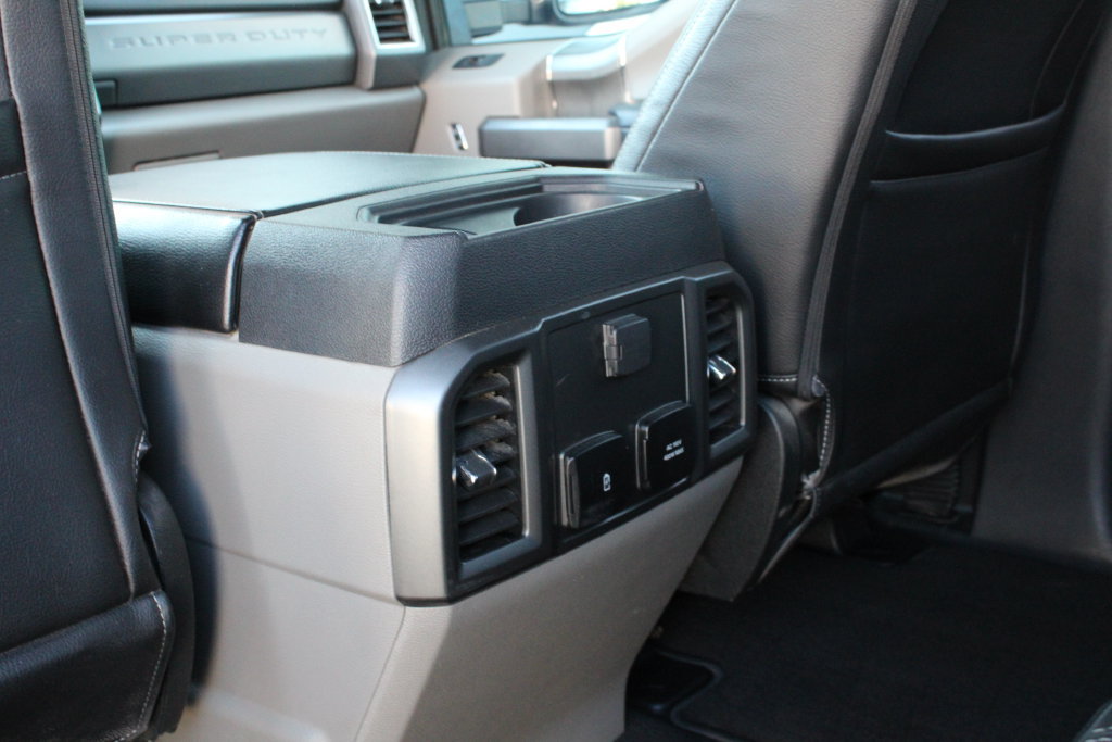 Used 2019 Ford F350 XLT w/ XLT Premium Package AWD/4WD image 21