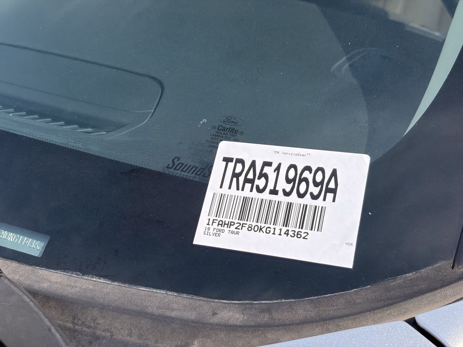 Used 2019 Ford Taurus Limited FWD image 38