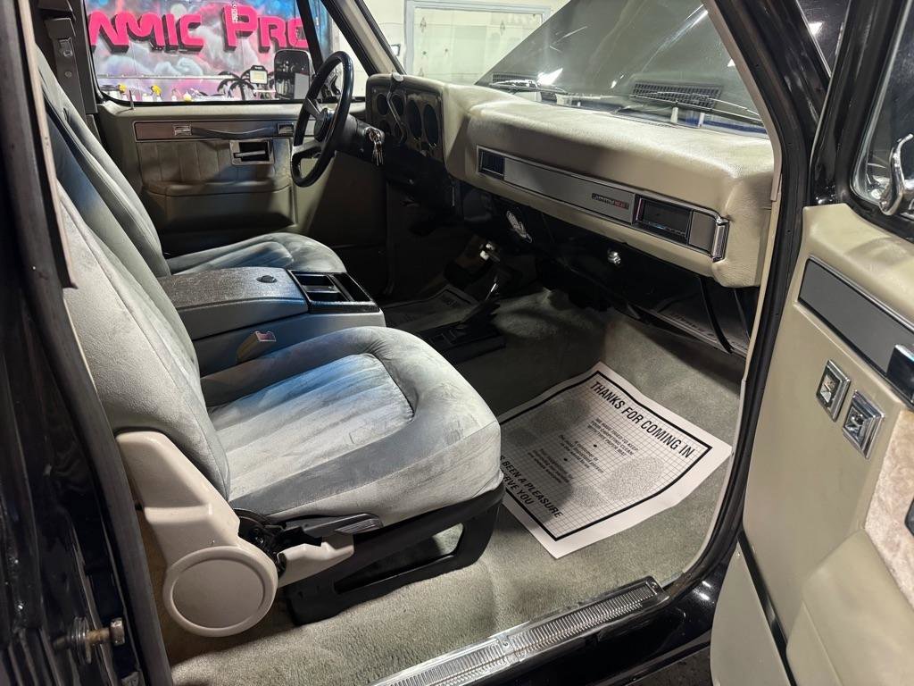 Used 1991 GMC Jimmy 4WD image 22