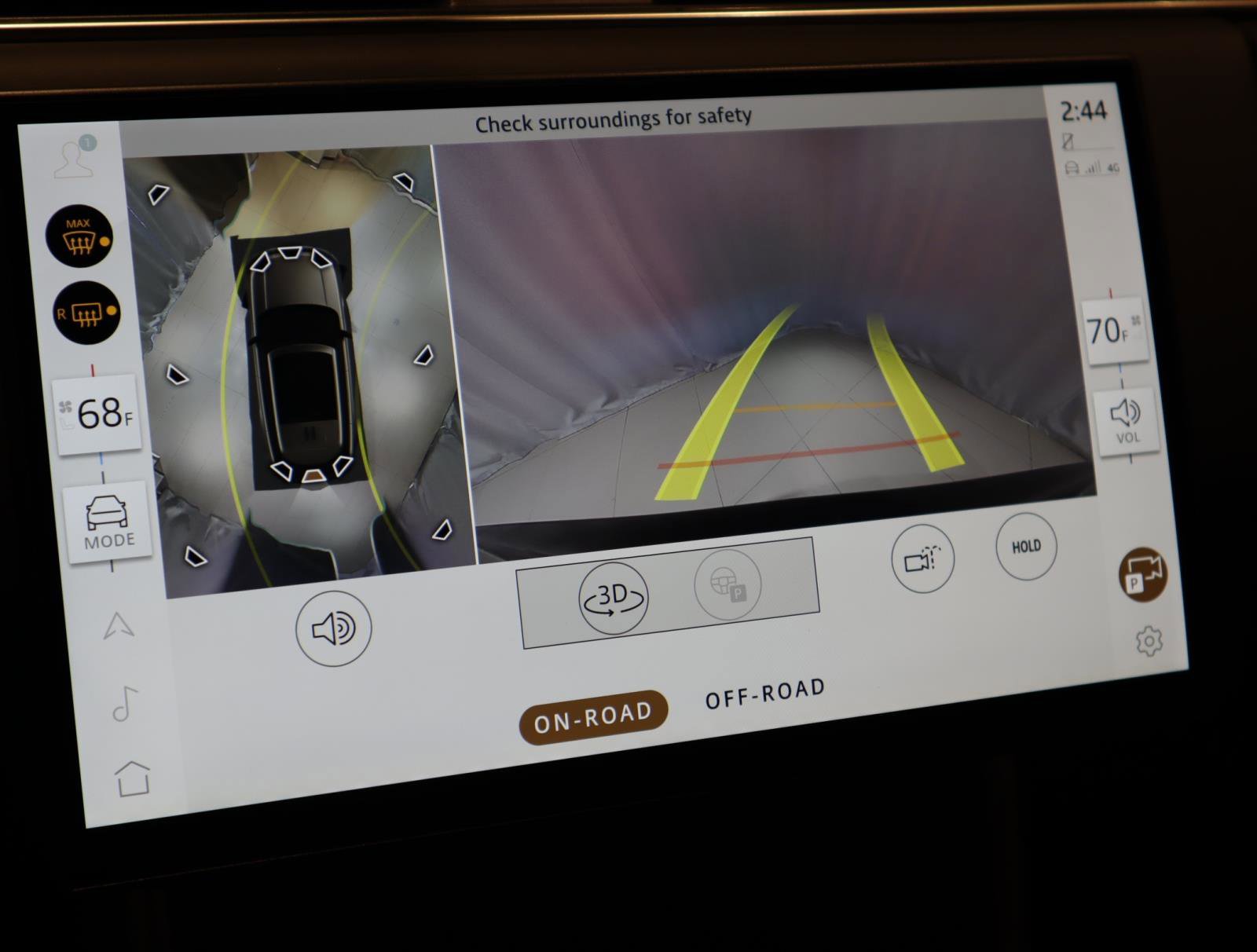 Used 2024 Land Rover Range Rover SE image 37