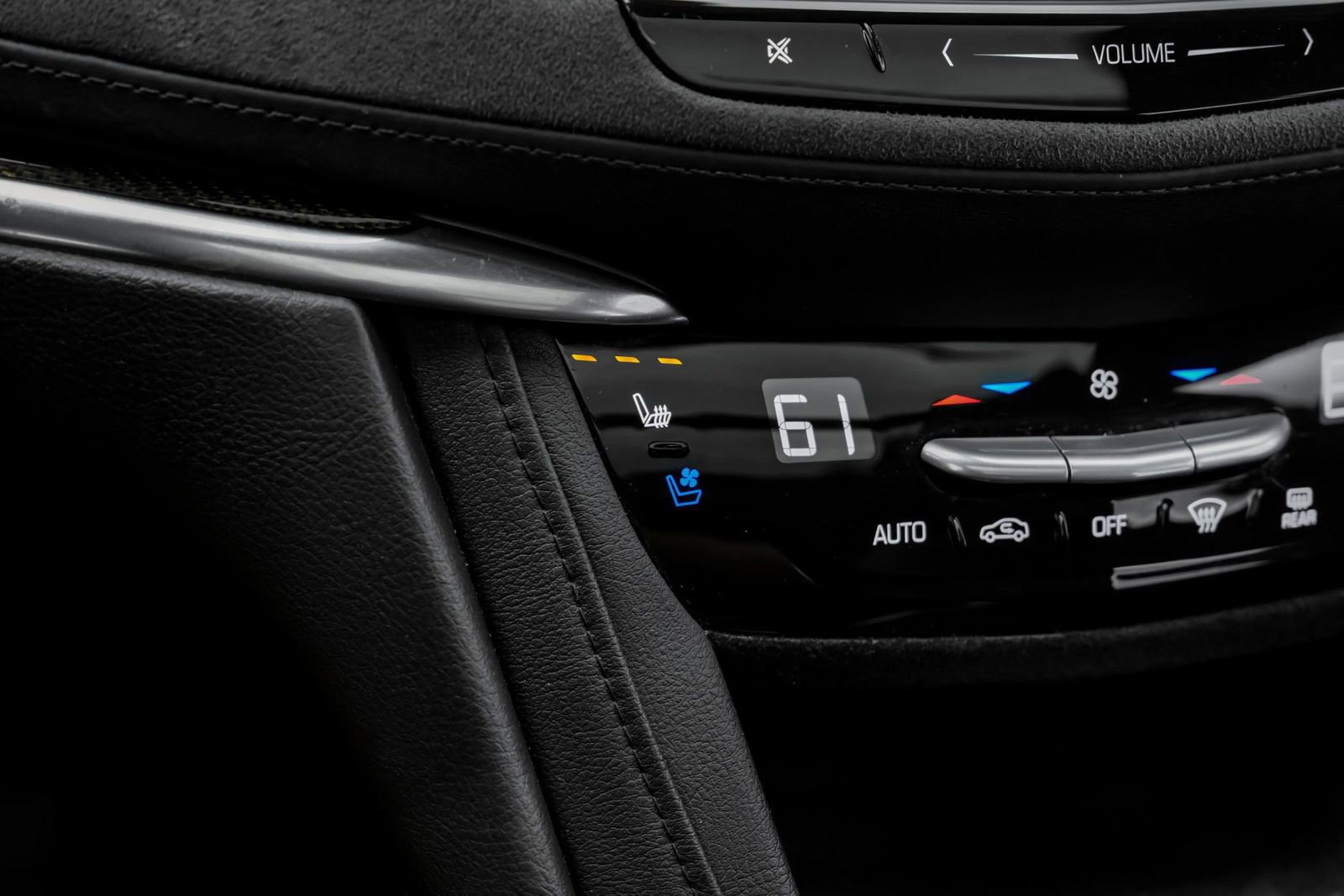 Used 2017 Cadillac XT5 Platinum image 35